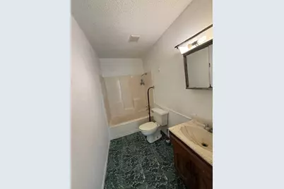 1605 E 10th Avenue, Corsicana, TX 75110 - Photo 23