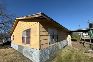 1605 E 10th Ave, Corsicana, TX 75110 - Photo 27