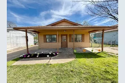 1605 E 10th Avenue, Corsicana, TX 75110 - Photo 3
