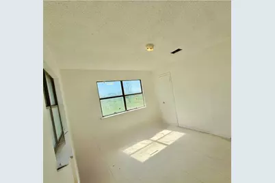 1605 E 10th Avenue, Corsicana, TX 75110 - Photo 21