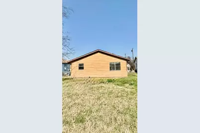 1605 E 10th Avenue, Corsicana, TX 75110 - Photo 25