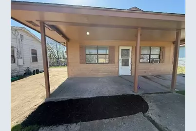 1605 E 10th Avenue, Corsicana, TX 75110 - Photo 21