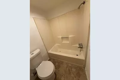 1605 E 10th Avenue, Corsicana, TX 75110 - Photo 25