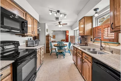 2042 Cologne Drive, Carrollton, TX 75007 - Photo 9