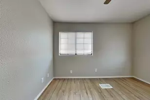 751 Meadowcreek Ct, Garland, TX 75043 - Photo 13