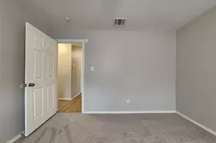 751 Meadowcreek Ct, Garland, TX 75043 - Photo 11