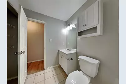 751 Meadowcreek Court, Garland, TX 75043 - Photo 17