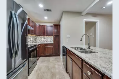 8728 Boundbrook Avenue, Dallas, TX 75243 - Photo 5