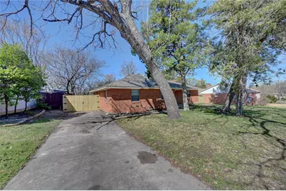 3843 Holliday Road, Dallas, TX 75224 - Photo 3