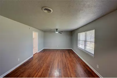 3843 Holliday Road, Dallas, TX 75224 - Photo 11