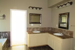 39220 Shadow Ridge Dr, Whitney, TX 76692 - Photo 11