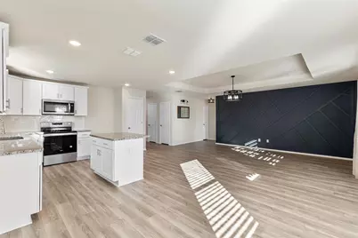 10121 Wyseby Road, Crowley, TX 76036 - Photo 7