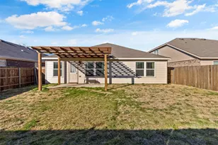 10121 Wyseby Rd, Crowley, TX 76036 - Photo 25