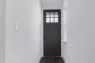 1104 E Annie St, Fort Worth, TX 76104 - Photo 5