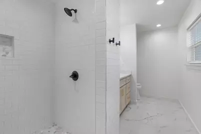 1021 Poe Street, Azle, TX 76020 - Photo 27