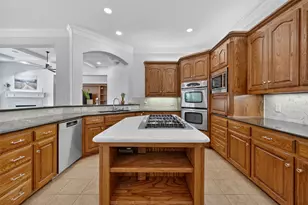 2007 Manor Way Dr, Mansfield, TX 76063 - Photo 11