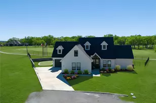 258 Motes Ct, Bridgeport, TX 76426 - Photo 1