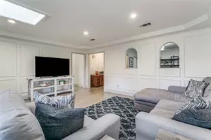 2922 Ridgewood Dr, Grapevine, TX 76051 - Photo 5