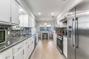 2922 Ridgewood Dr, Grapevine, TX 76051 - Photo 13