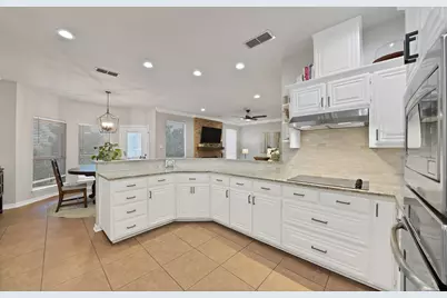 1068 Rosewood Drive, Grapevine, TX 76051 - Photo 13