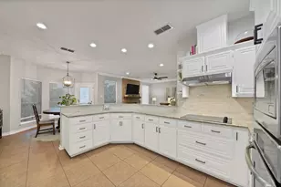 1068 Rosewood Dr, Grapevine, TX 76051 - Photo 13