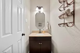 1068 Rosewood Dr, Grapevine, TX 76051 - Photo 29