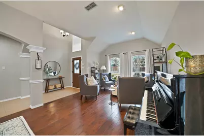 1068 Rosewood Drive, Grapevine, TX 76051 - Photo 15