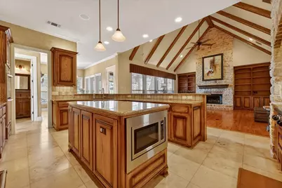 5904 St Ives Court, Arlington, TX 76017 - Photo 15