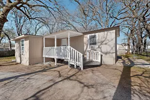 1421 Whippoorwill Way, Azle, TX 76020 - Photo 5