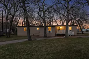 1421 Whippoorwill Way, Azle, TX 76020 - Photo 3