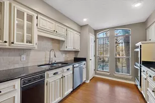 2704 Briarbrook Ct, Arlington, TX 76006 - Photo 5