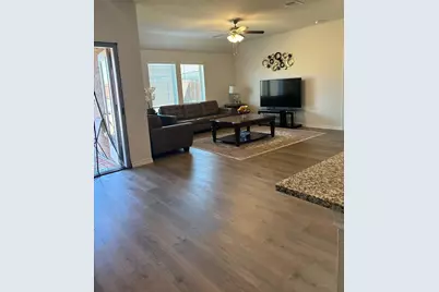 1004 Tall Grass Drive, Princeton, TX 75407 - Photo 7