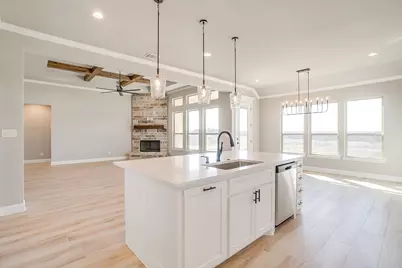 1024 Freedom Court, Weatherford, TX 76088 - Photo 13