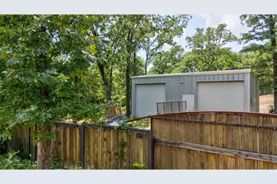 136 Kings Row, Malakoff, TX 75148 - Photo 1