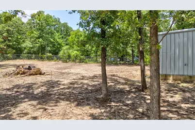 136 Kings Row, Malakoff, TX 75148 - Photo 15