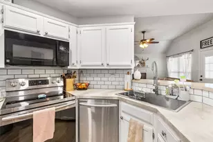 5103 Creek Crossing Dr, Greenville, TX 75402 - Photo 13