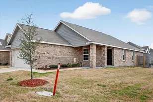 1601 Luke St, Ennis, TX 75119 - Photo 35