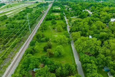 4604 Kolloch Drive, Dallas, TX 75216 - Photo 3