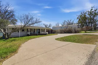 3011 Sky Court, Granbury, TX 76049 - Photo 5