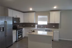 4633 Benham Dr, Crowley, TX 76036 - Photo 9