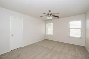 5708 Stone Meadow Ln, Fort Worth, TX 76179 - Photo 9