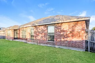 1805 Katrina Ln, Lancaster, TX 75134 - Photo 15