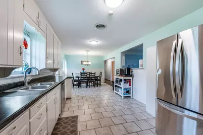 913 Ross Trail, Arlington, TX 76012 - Photo 13