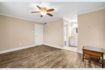 2724 Meadowstone Court, Carrollton, TX 75006 - Photo 19