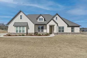 320 Oak Mdw Ln, Weatherford, TX 76085 - Photo 1