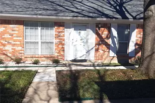 955 Roaring Springs Rd, Fort Worth, TX 76114 - Photo 3