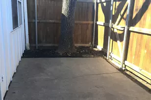 955 Roaring Springs Rd, Fort Worth, TX 76114 - Photo 21