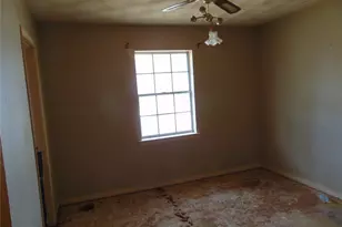 600 N Young Blvd, DeSoto, TX 75115 - Photo 13