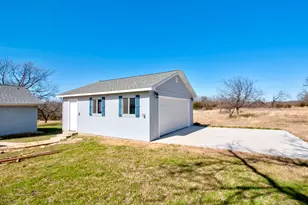 1511 Keyes Ln, Cross Roads, TX 76227 - Photo 7