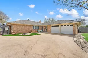 2021 Mountainview Dr, Hurst, TX 76054 - Photo 29